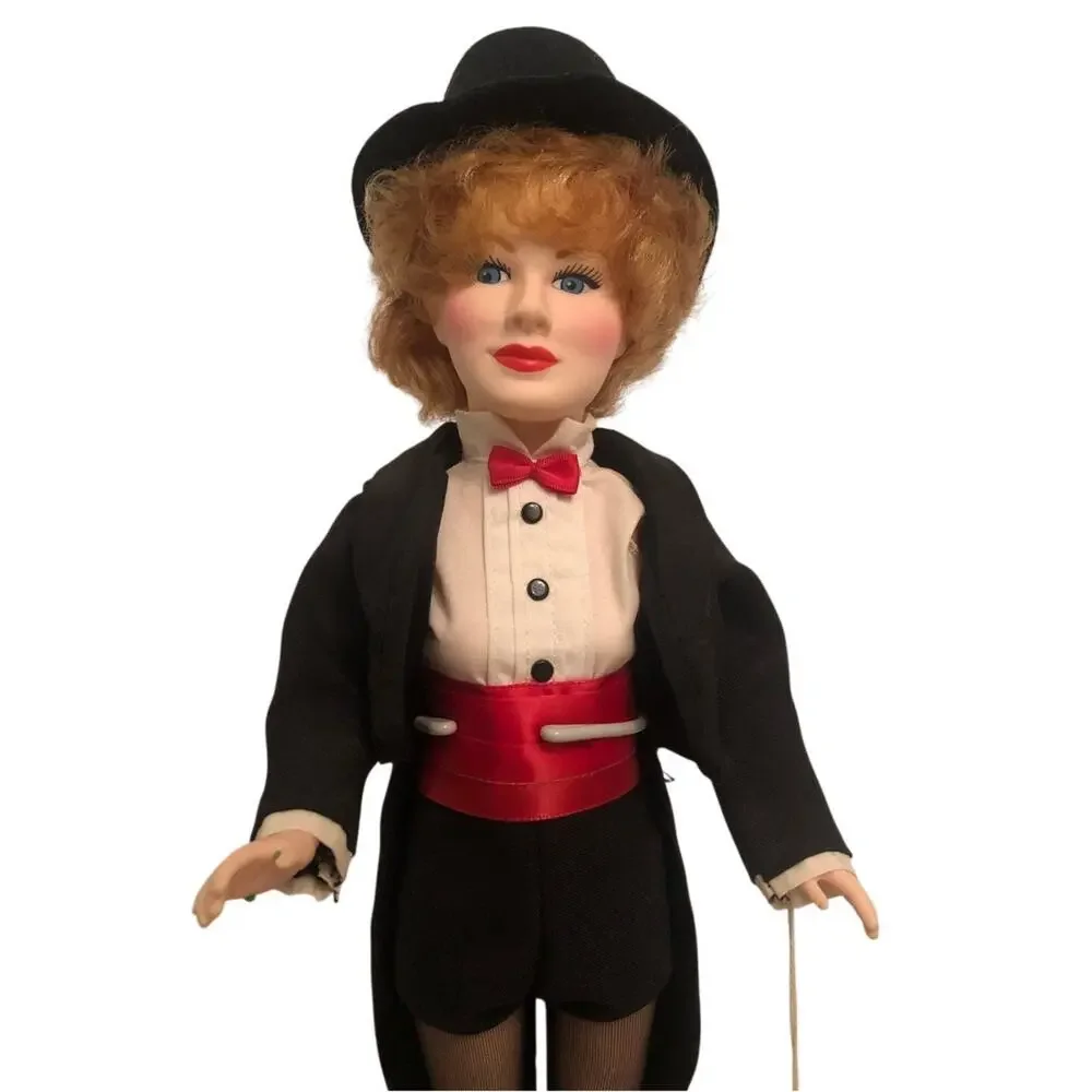 Vintage 1985 Effanbee Lucille Ball “Here’s Lucy” Legend Series Doll 16” w/ Stand